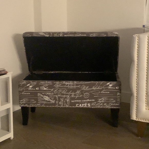 Linon Stephanie Script Linen Ottoman - Picture 3 of 3